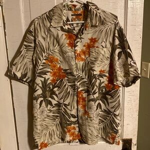 2/$10! VAN HEUSEN. Men’s shirt.